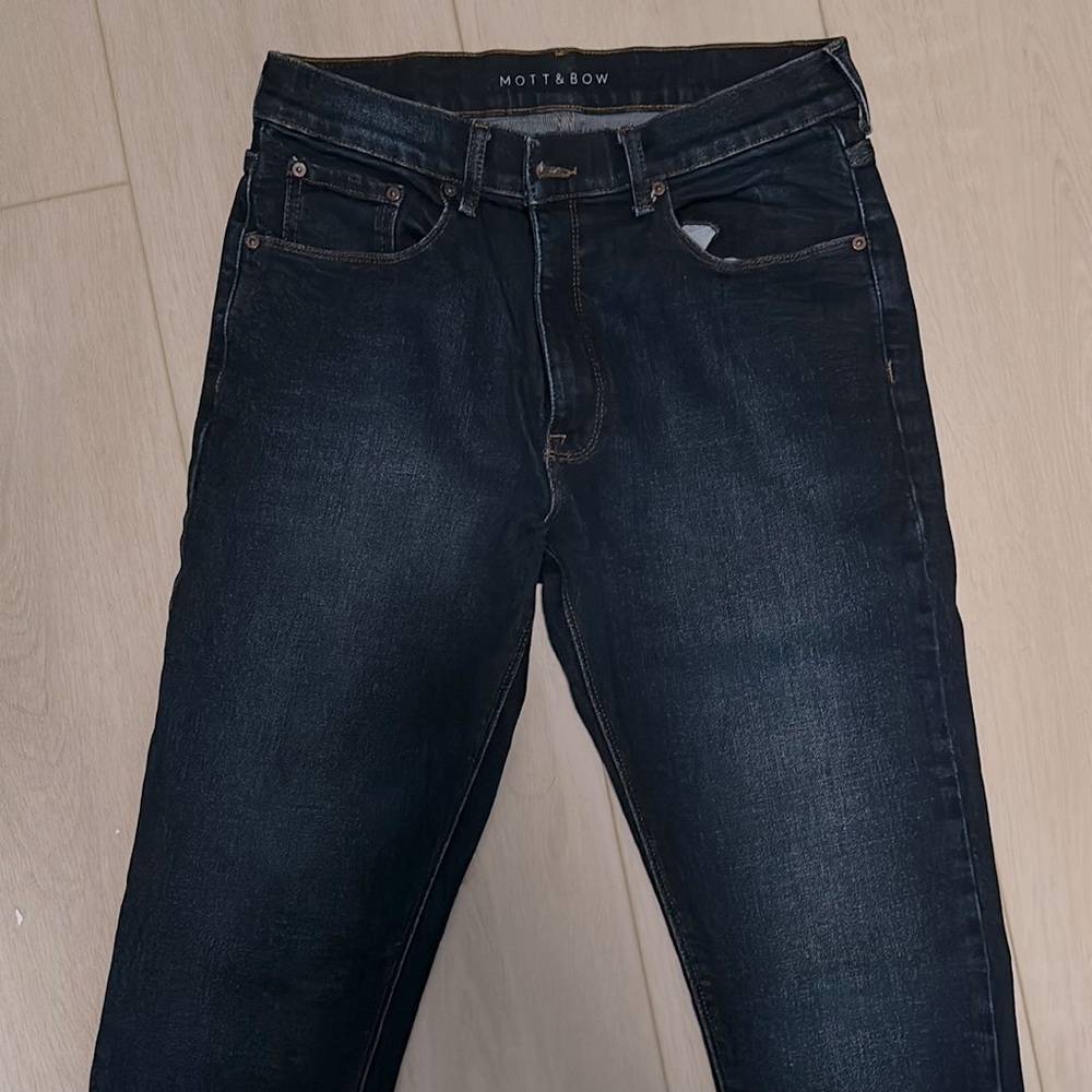 Mens Mott & Bow